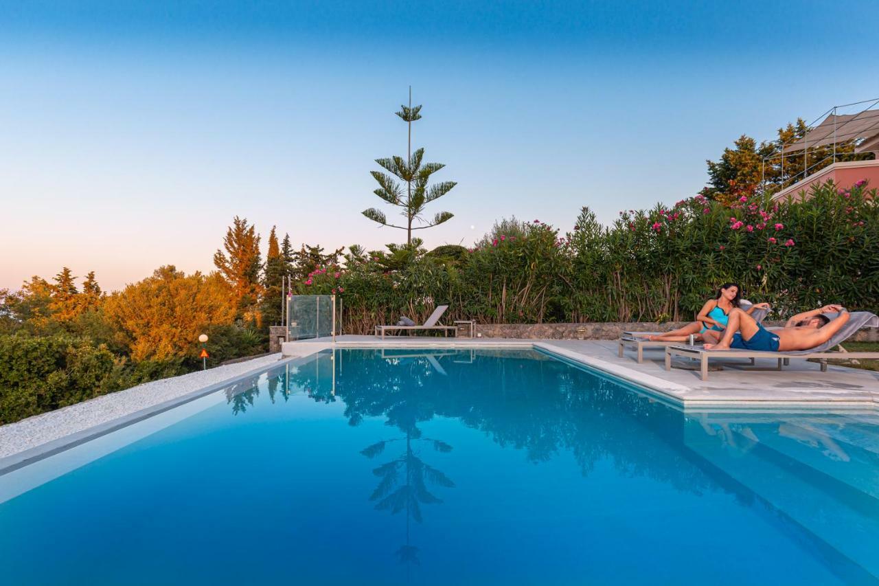 Villa Omnia - Kommeno Bay Dassia  Exterior photo